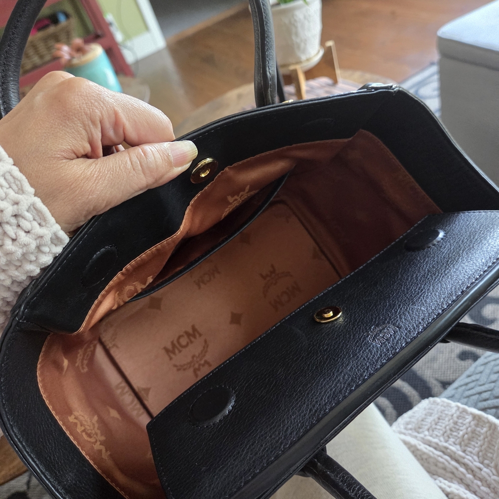MCM Visetos Monogram Tote Bag in Cognac and Black - Picture 7 of 10